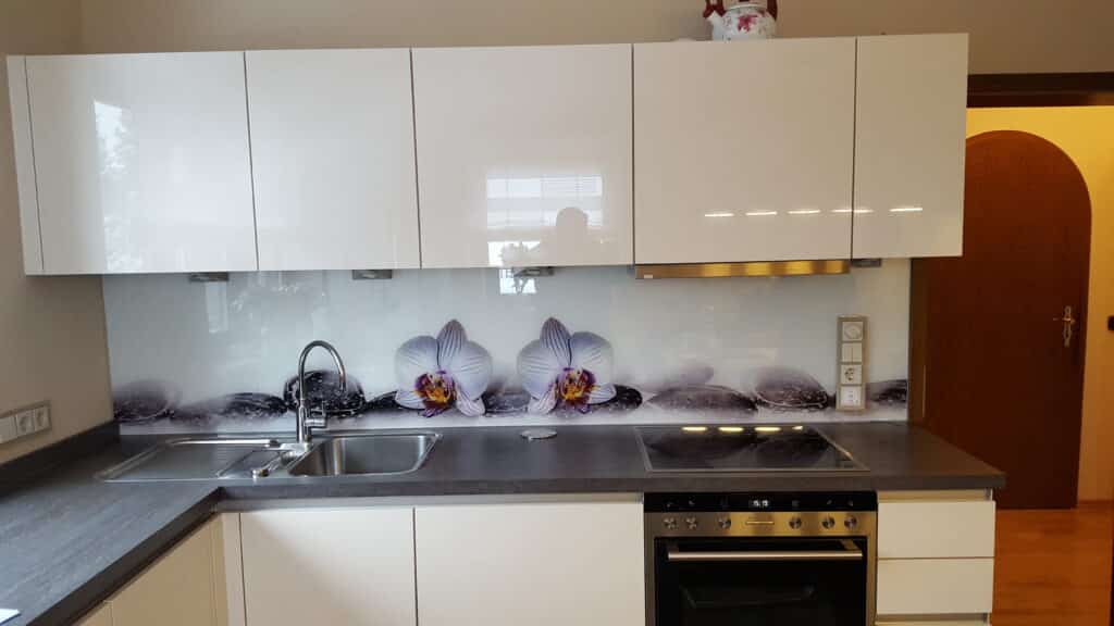 Glasküchenrückwand-Glaserei-Steinmetz-München-Trudering